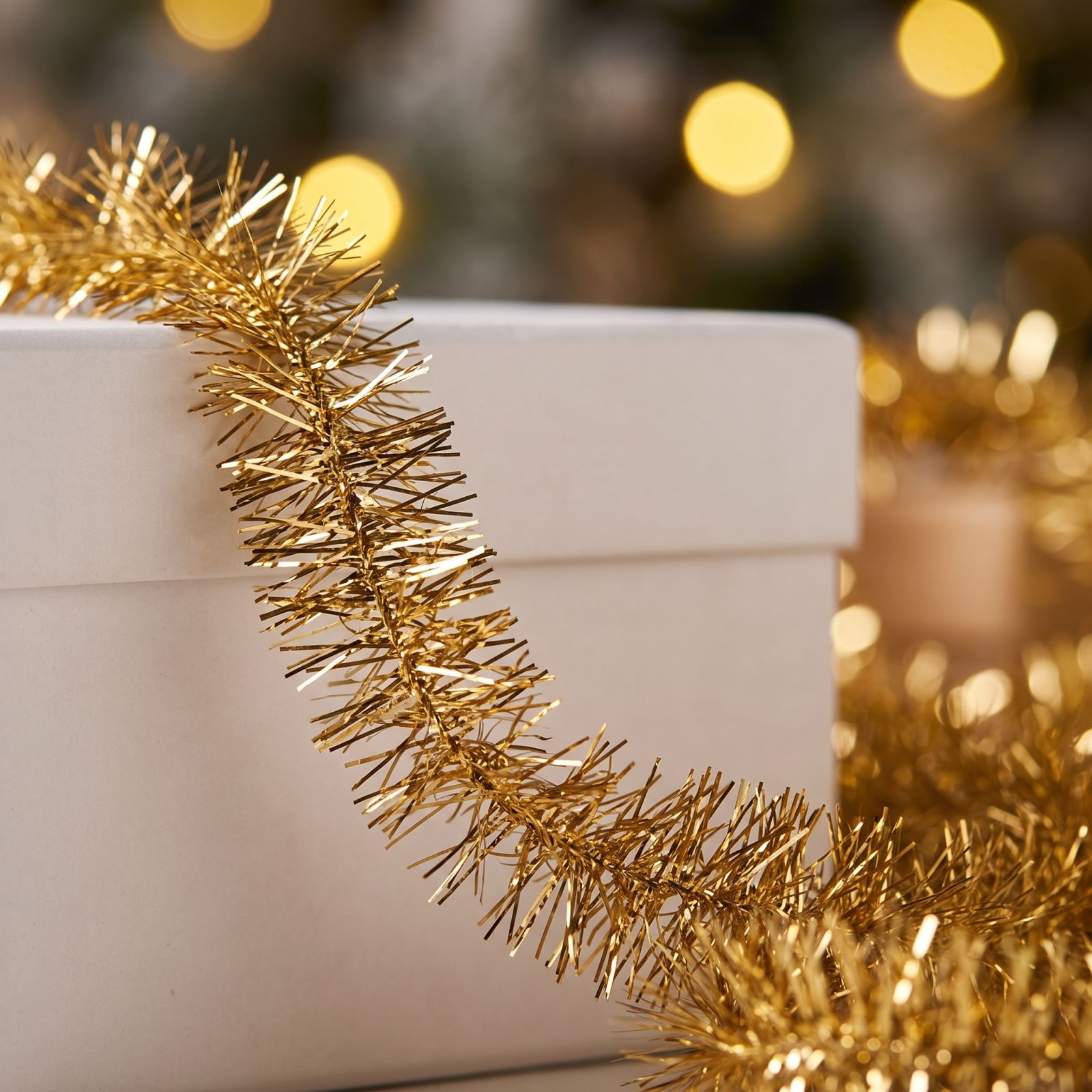 Plastic Wire Garland 5m Long 9 - Tinsel Garland Decoration ulasan dan harga